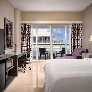 King Room Balcony & Park View